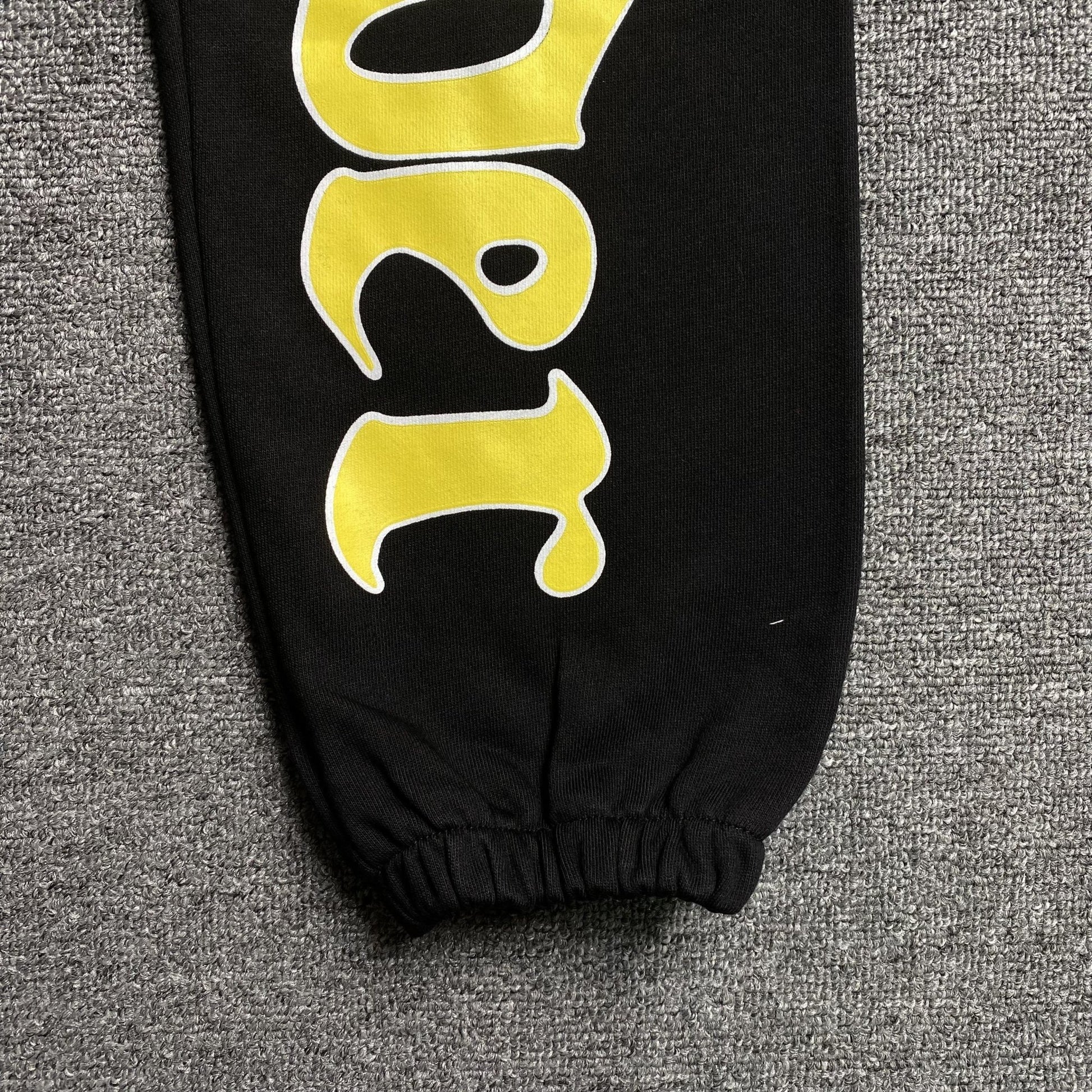 SP5DER JEFFERY SWEATPANTS BLACK - Sin Sity Reps