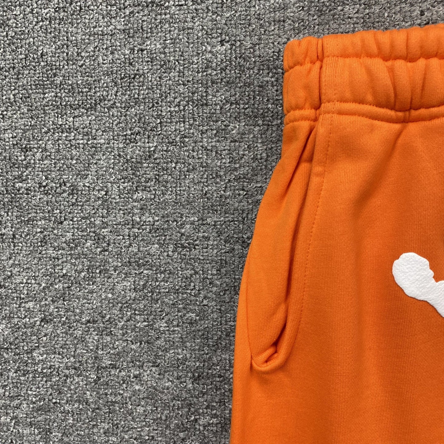 SP5DER LEGACY SWEATPANTS ORANGE - Sin Sity Reps