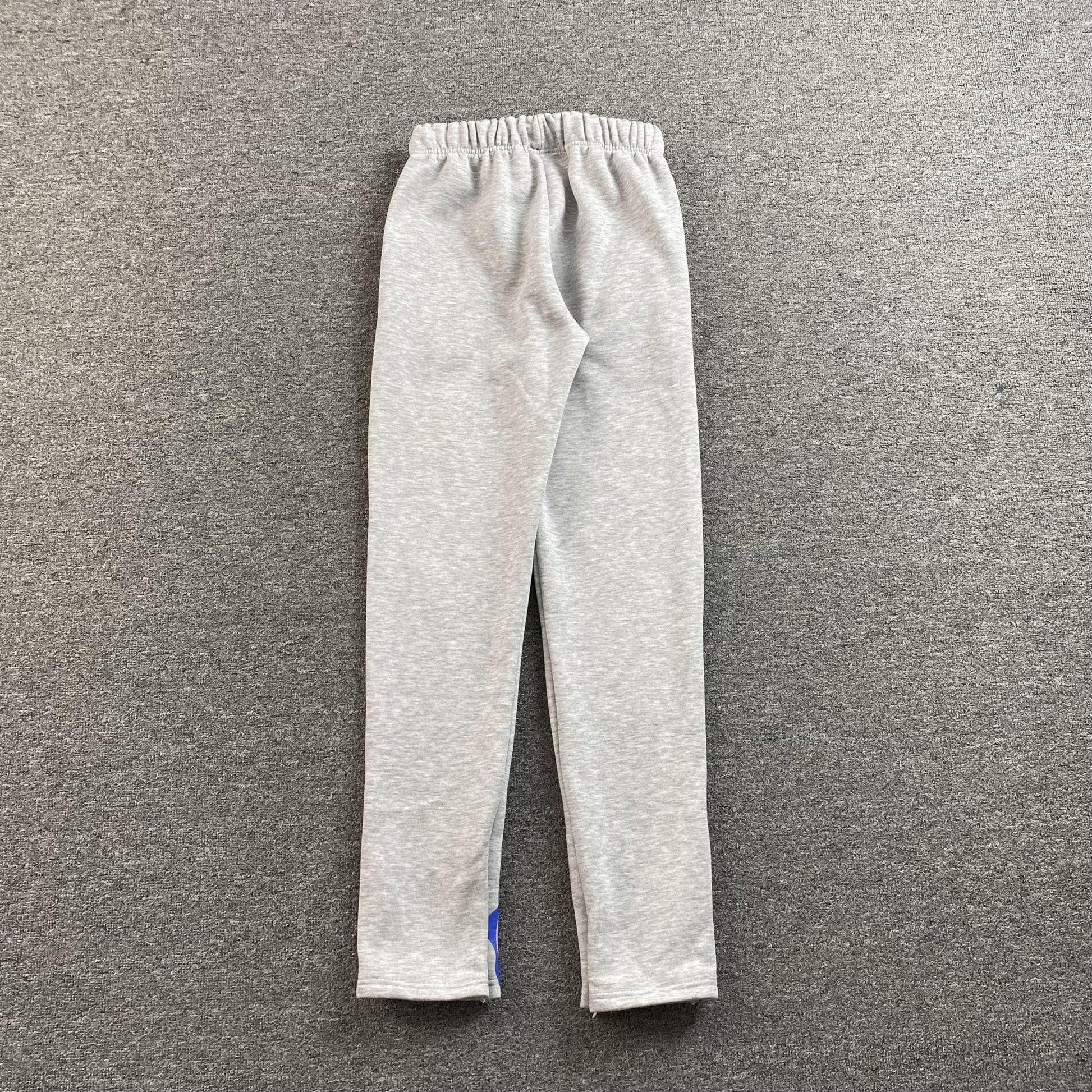 SYNA WORLD COLLEGE SWEATPANTS GREY - Sin Sity Reps