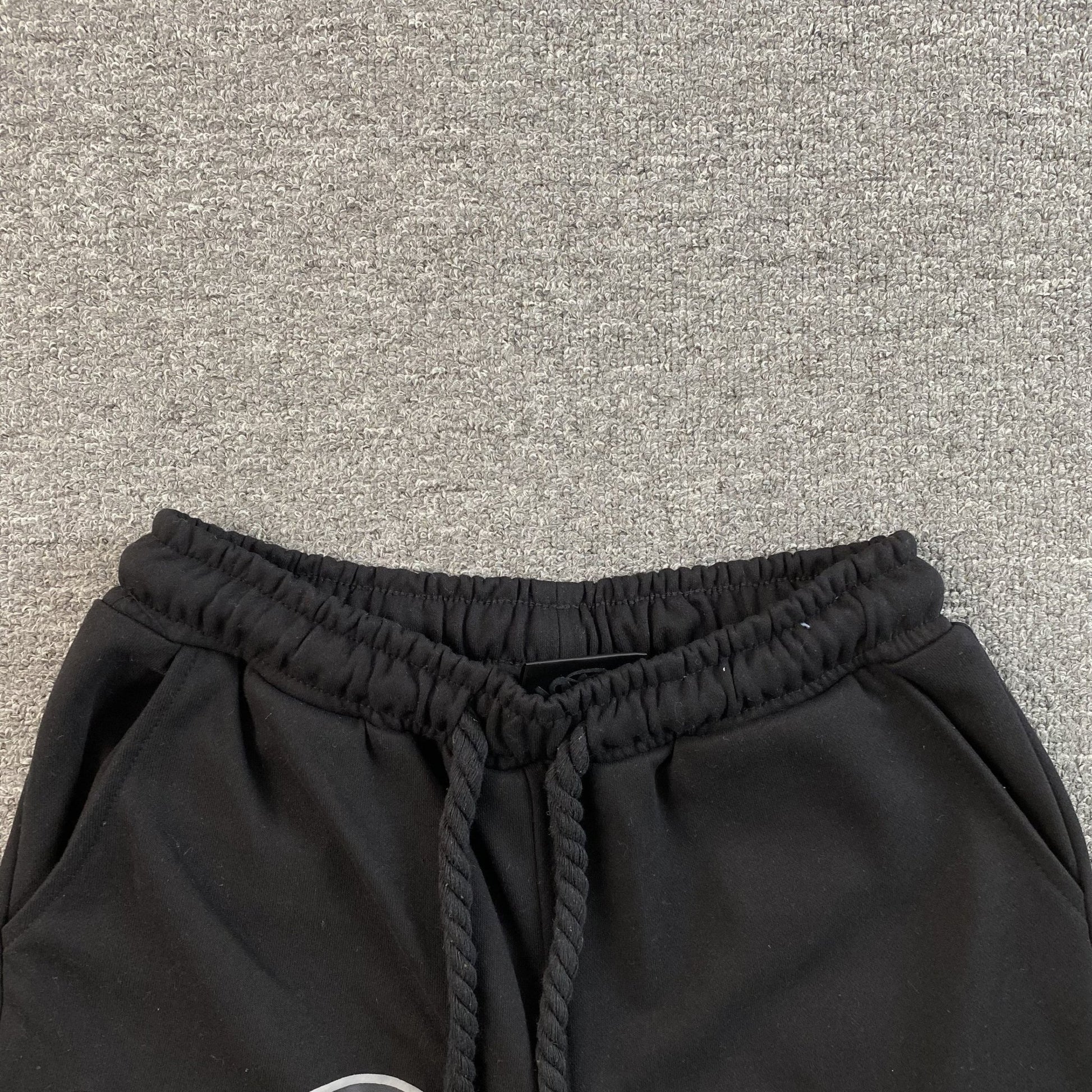 SYNA WORLD SHORTS BLACK - Sin Sity Reps