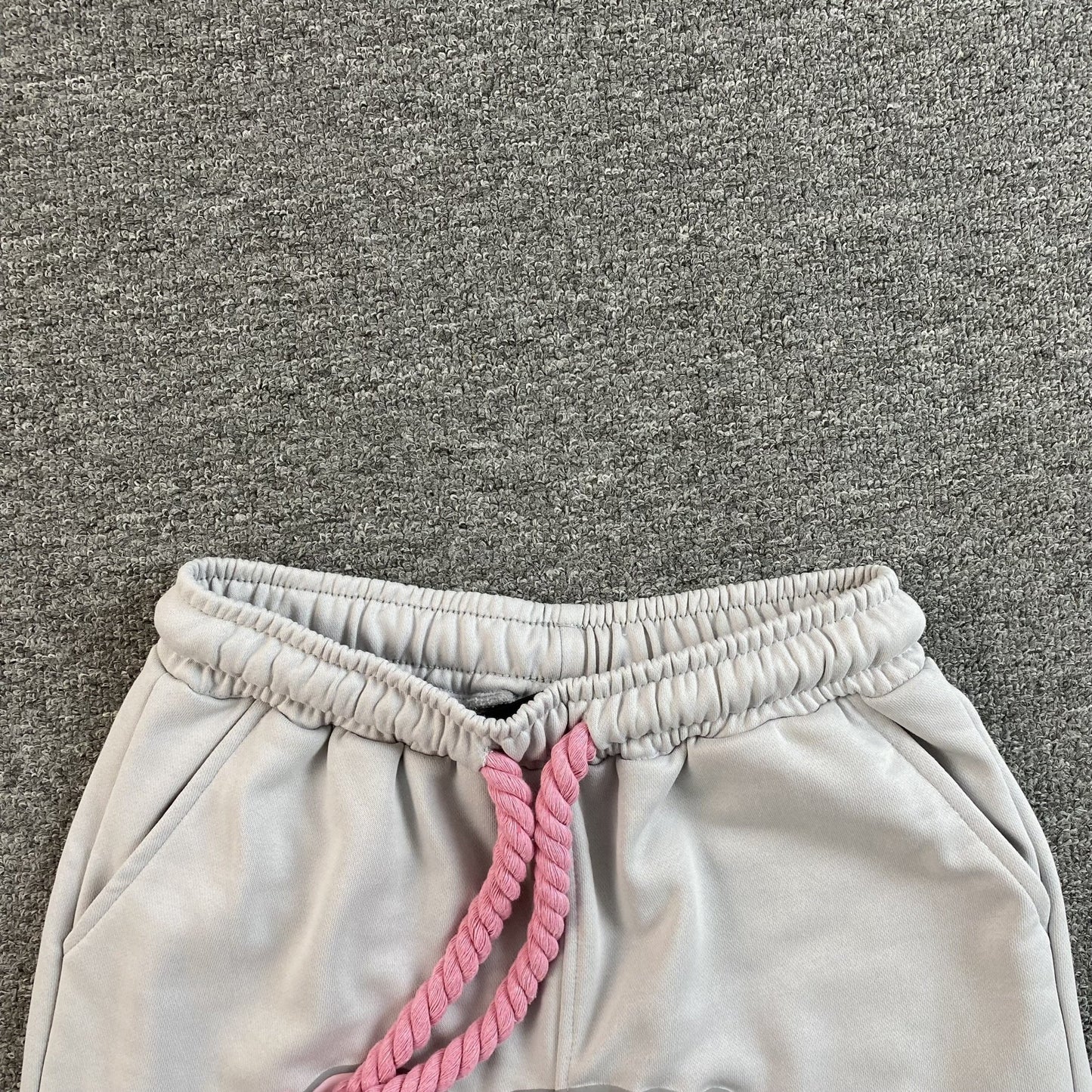 SYNA WORLD SHORTS GREY PINK - Sin Sity Reps