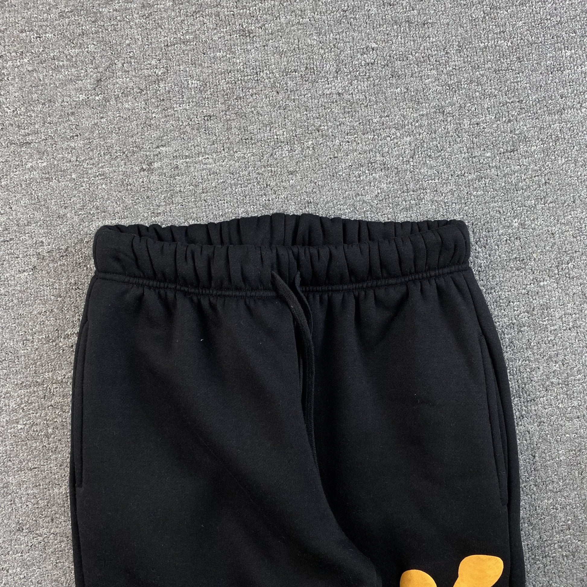 SYNA WORLD SWEATPANTS BLACK - Sin Sity Reps