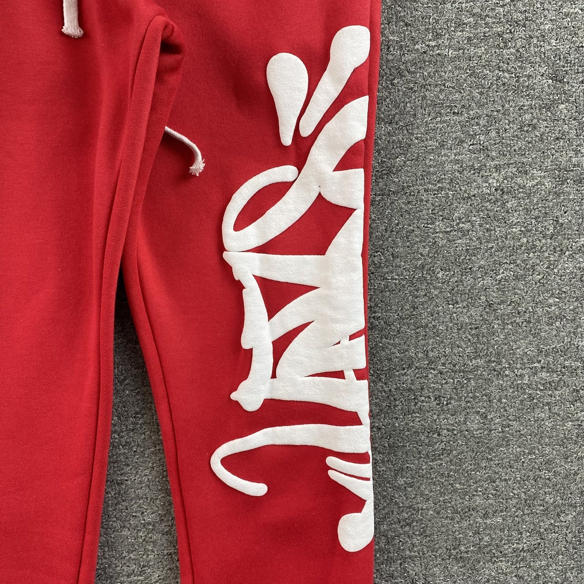 SYNA WORLD SWEATPANTS RED - Sin Sity Reps