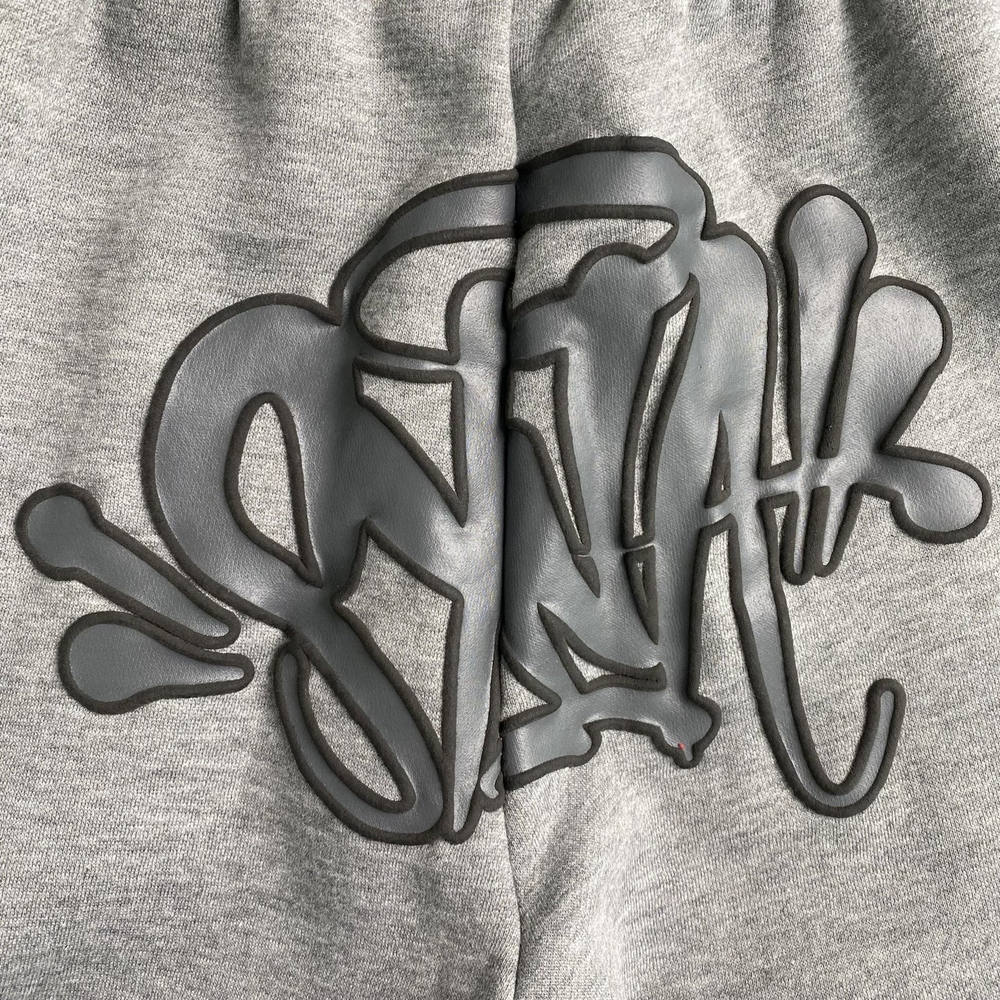 SYNA WORLD SYNA LOGO SWEATPANTS GREY - Sin Sity Reps