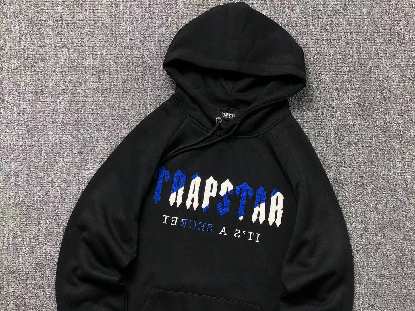 TRAPSTAR CHENILLE DECODED HOODIE BLACK BLUE - Sin Sity Reps